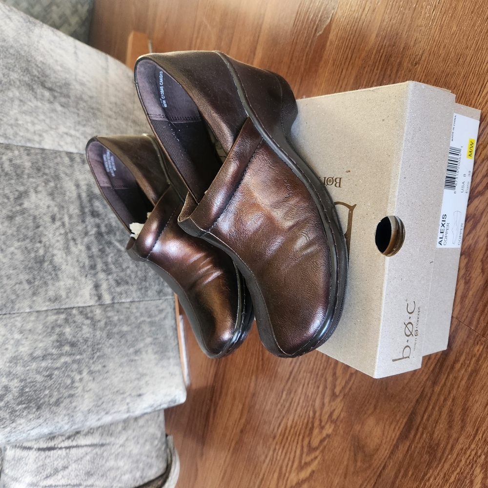 b.o.c. Women's Copper Leather Shoes